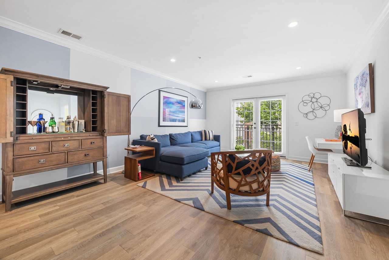 Heritage at Freemason Harbour - Photo 6 of 41