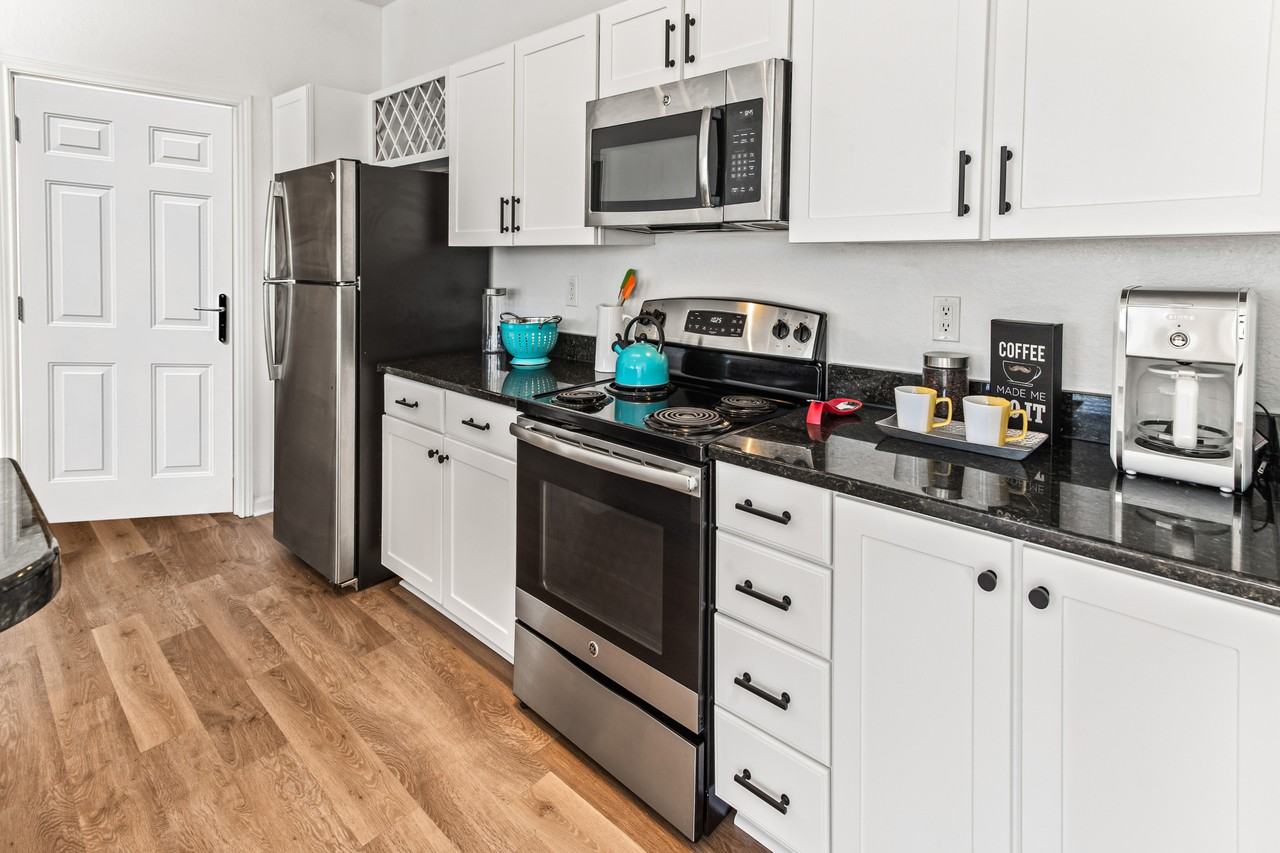 Fountains at Chatham Pkwy - Photo 4 of 47