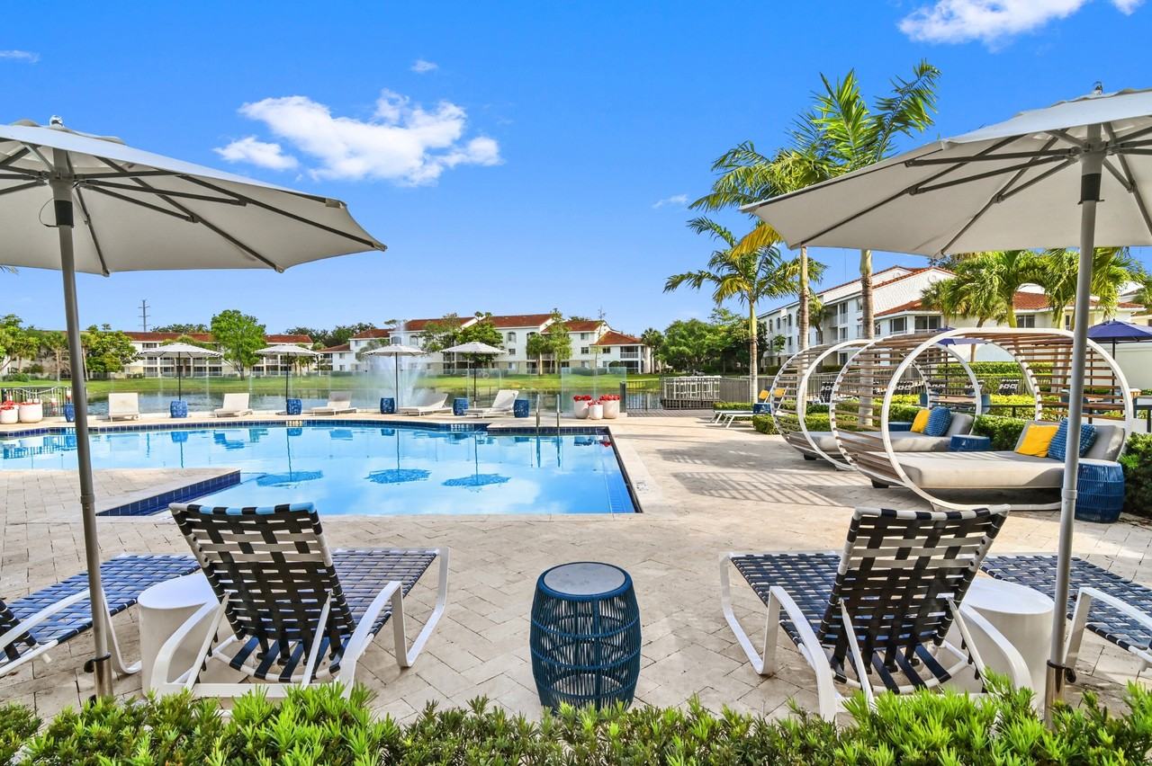 Arbor Oaks Apartments & Townhomes - Photo 4 of 42