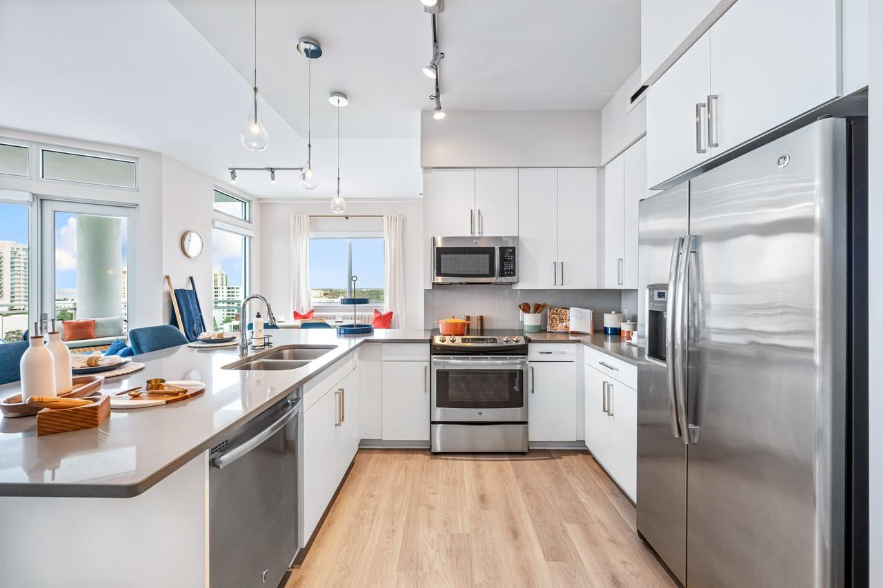 The DeSota - Photo 6 of 50