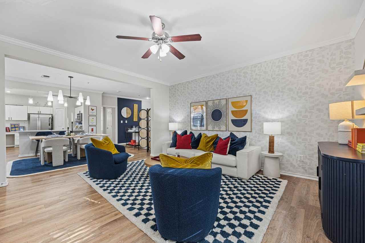 Heritage at Lakeside - Photo 2 of 50