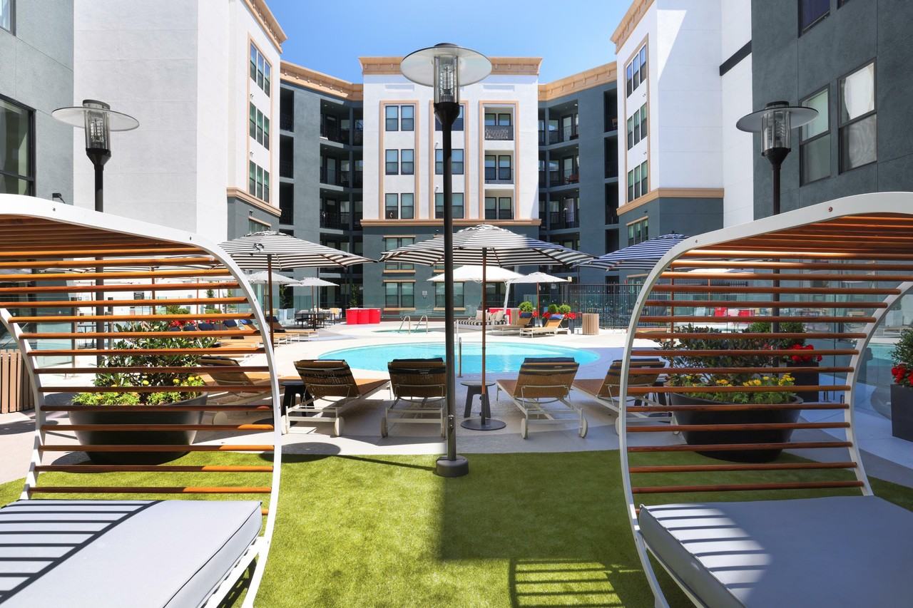 The Harrison - Photo 7 of 38