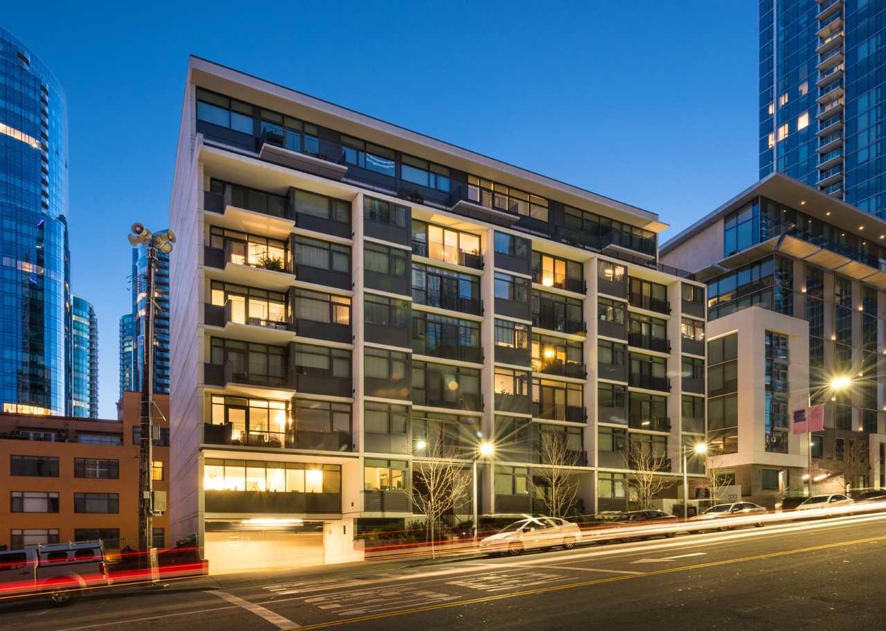 333 Fremont - Photo 2 of 50