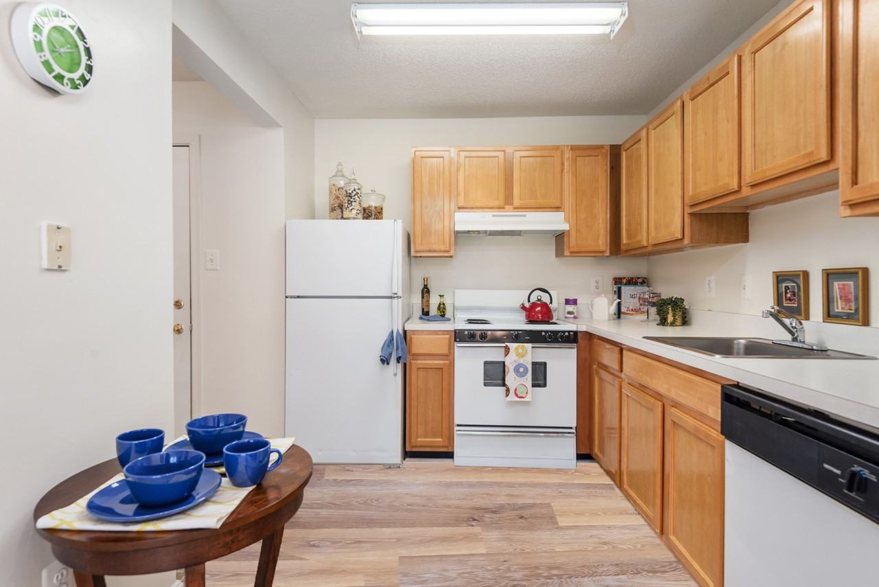 Manchester Lakes - Photo 7 of 41