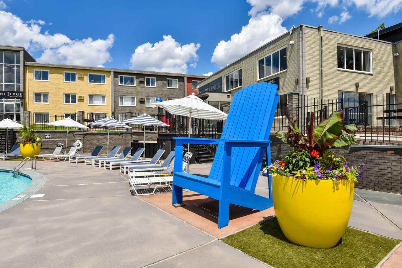 Concierge - Photo 7 of 50