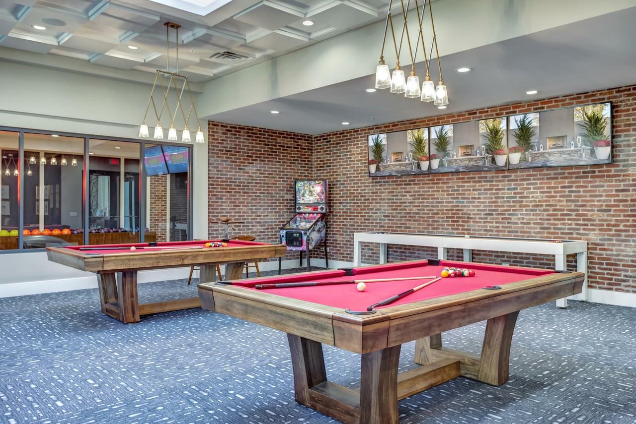 Residences at Arlington Heights - Photo 5 of 44