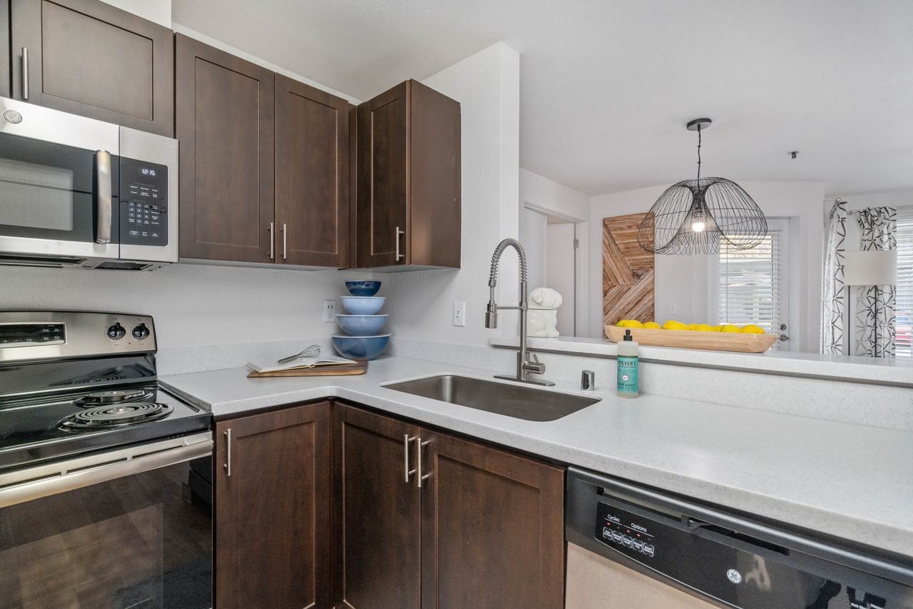 Santa Fe Ridge - Photo 5 of 33