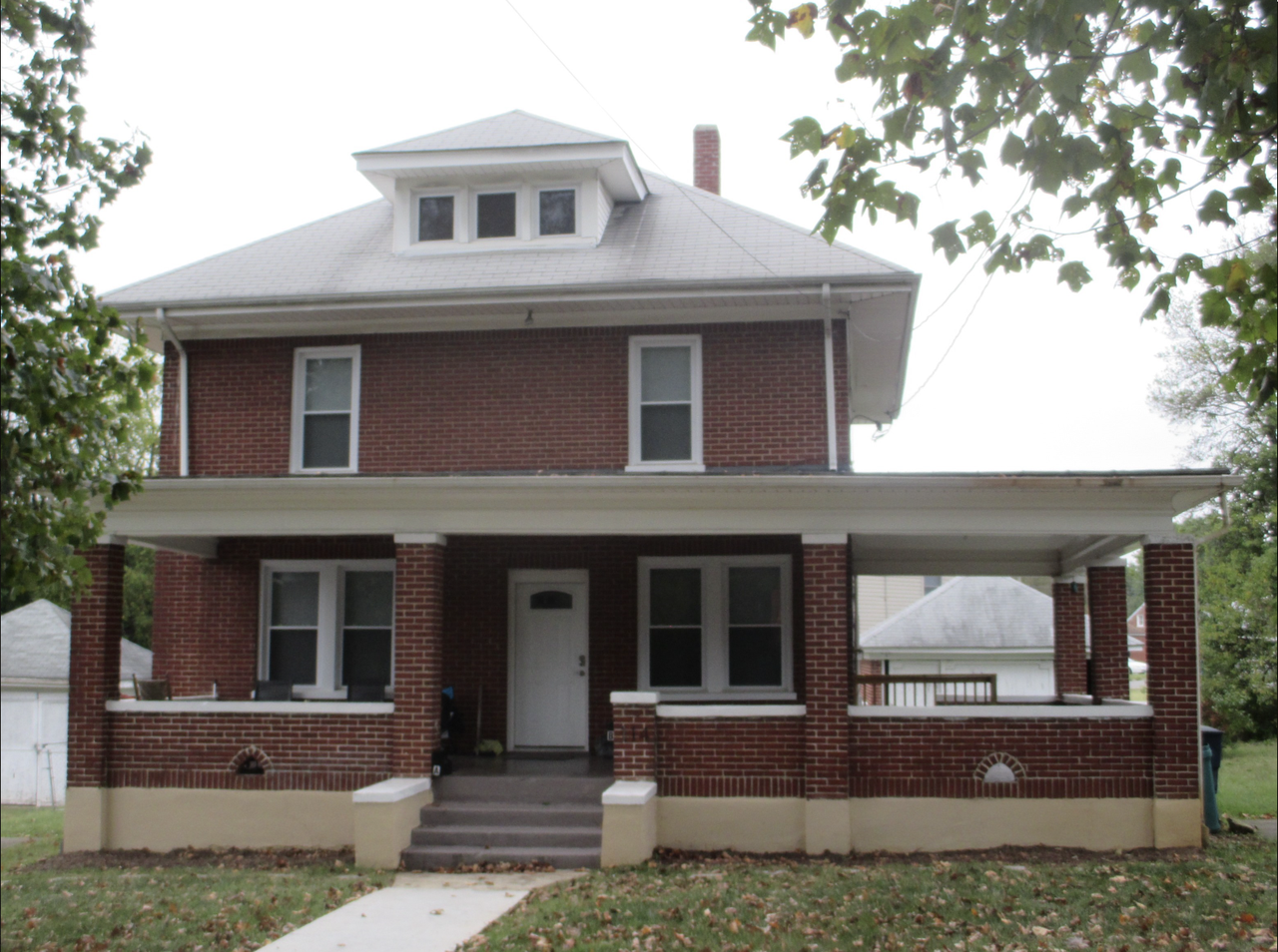 114 Huntington Blvd Ne