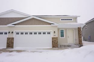 1023 29th Ave W - Photo 1 of 1