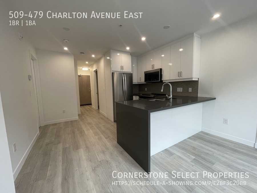 479 Vista Condos 3 - Photo 2 of 15