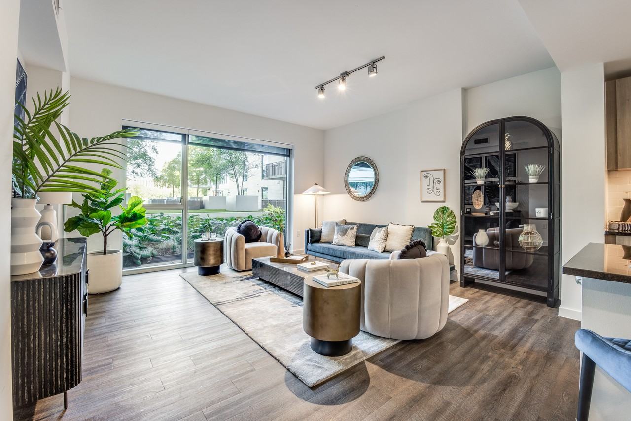 Avenue Grove - Photo 2 of 37