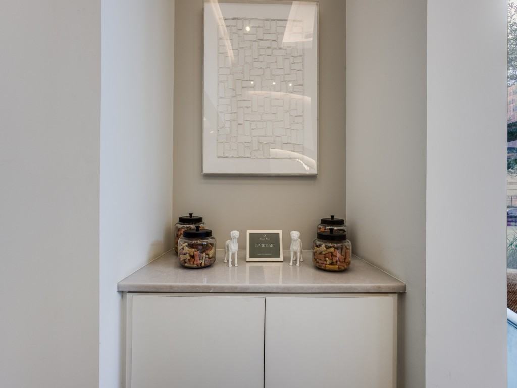 Avenue Grove - Photo 7 of 37