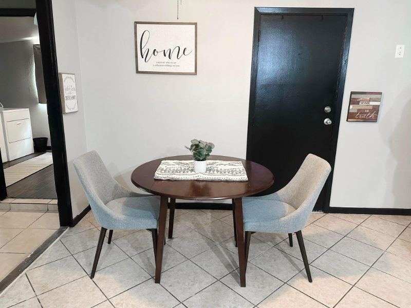 6913 Cocos Drive - Photo 5 of 18