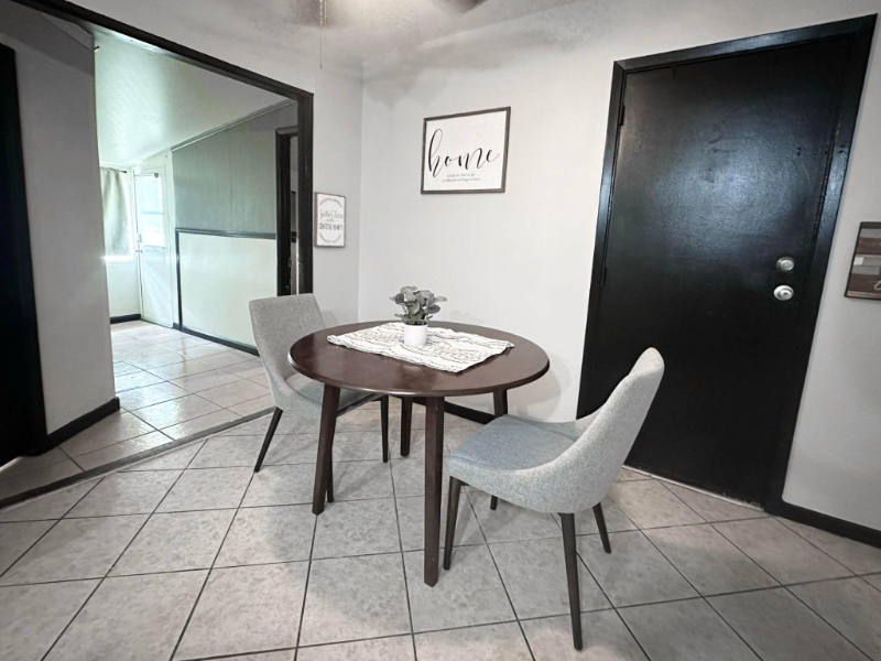 6913 Cocos Drive - Photo 6 of 18