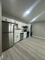 featured image of 4926 E Washington St