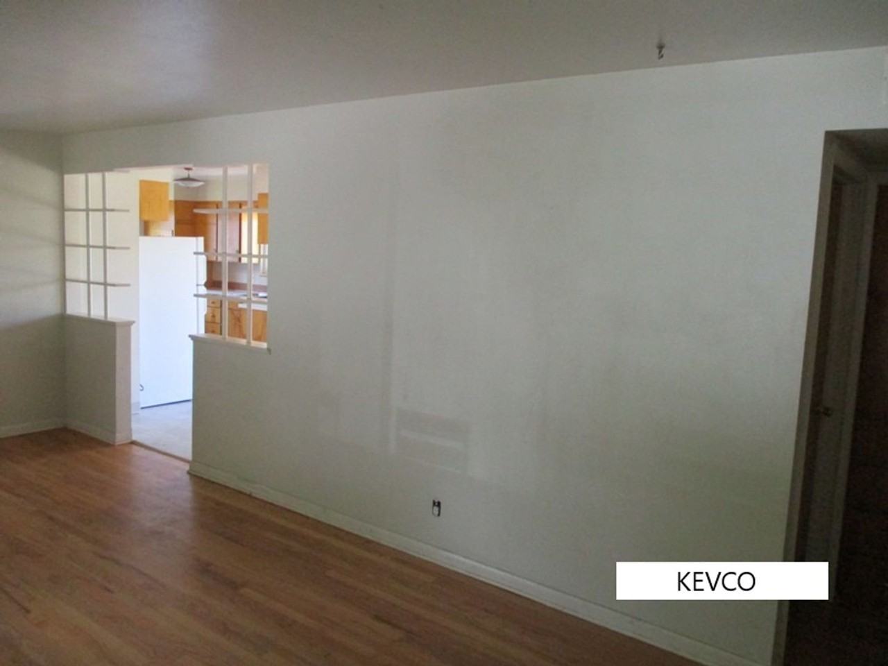 1044 Montview Rd - Photo 3 of 15