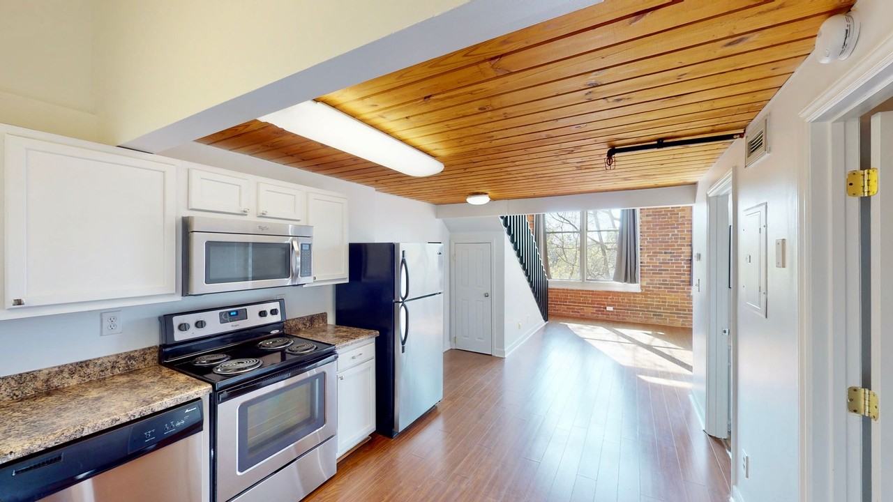 201 S Hoskins Rd #317 - Photo 5 of 23