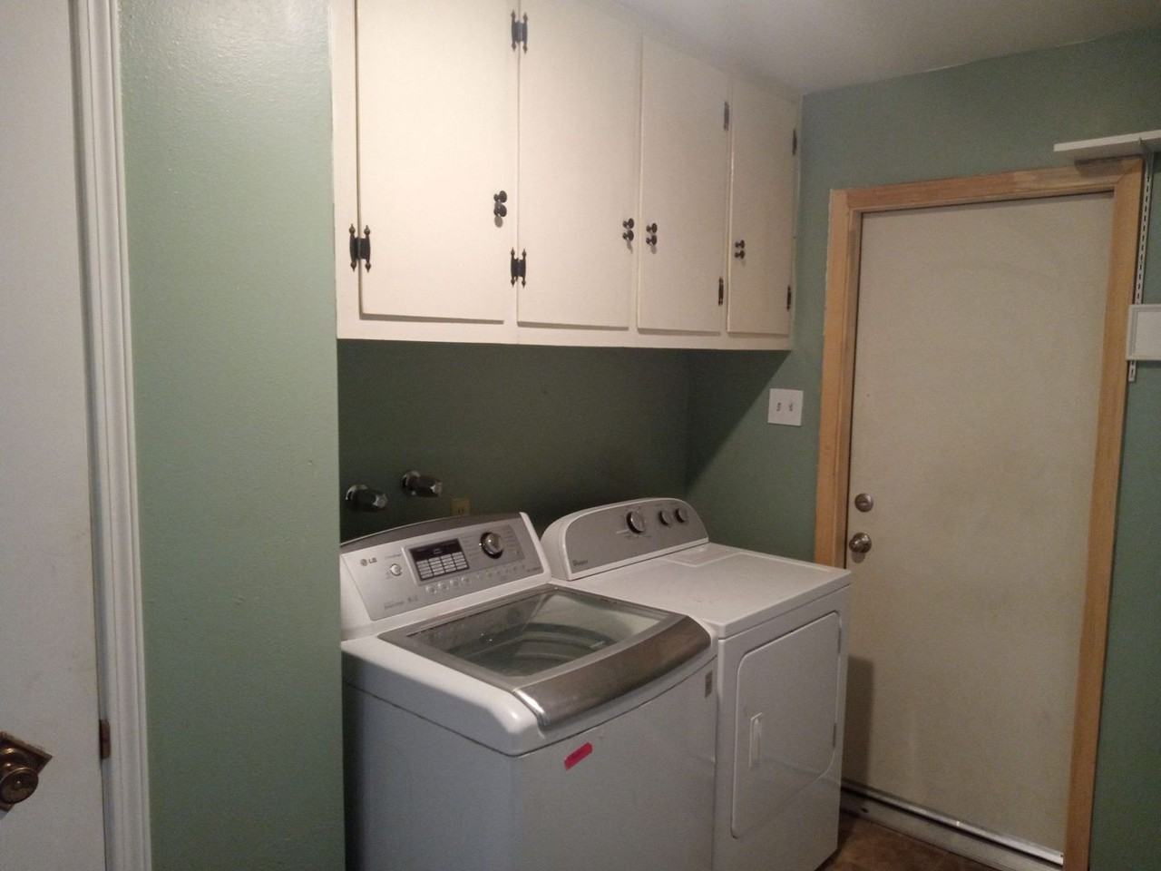 4528 Acapulco Dr Ne - Photo 2 of 11