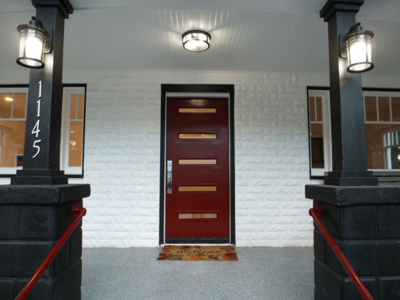 1145 W 1st St - Photo 4 of 35