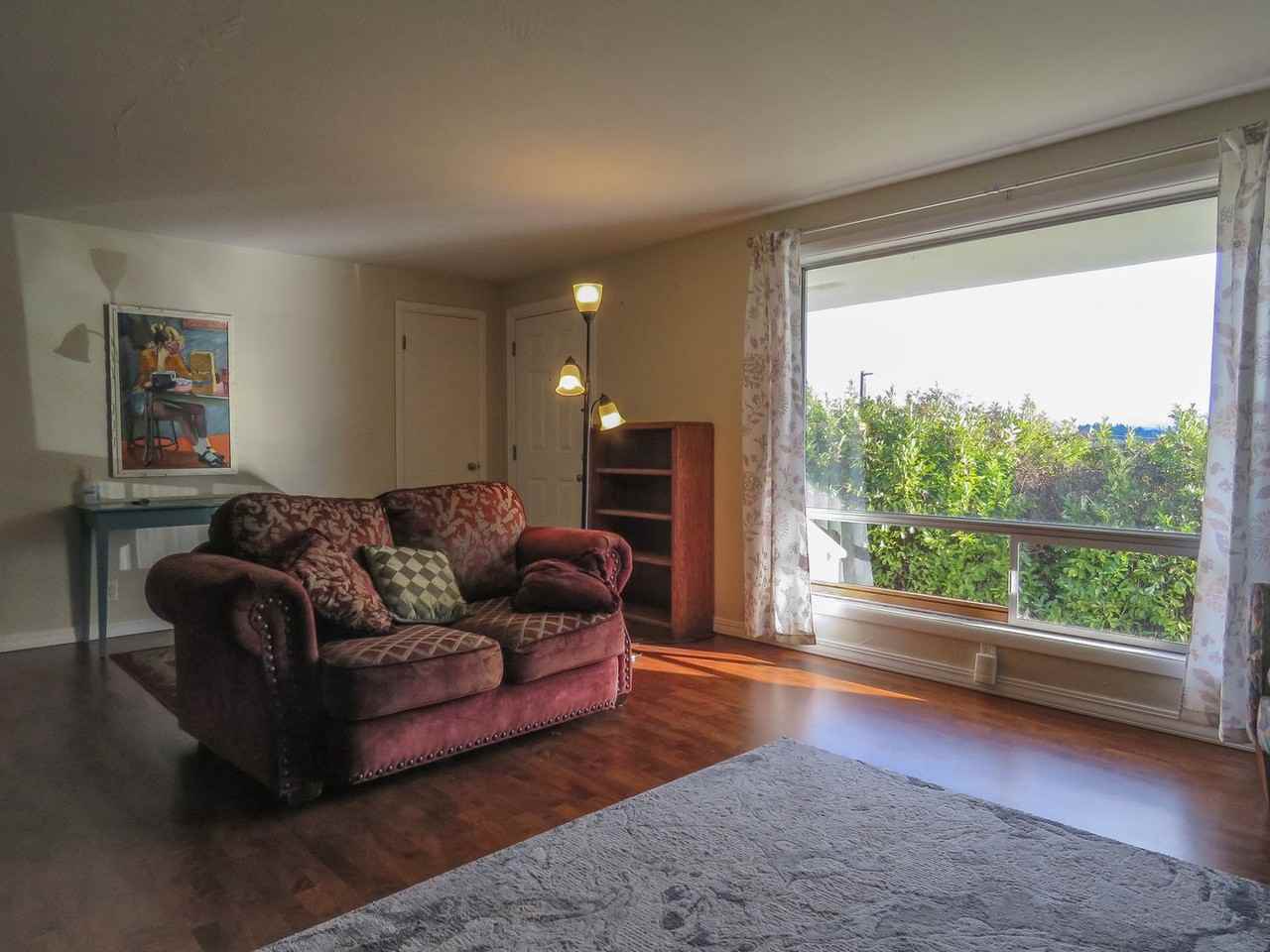 1888 Sunrise Blvd - Photo 3 of 18