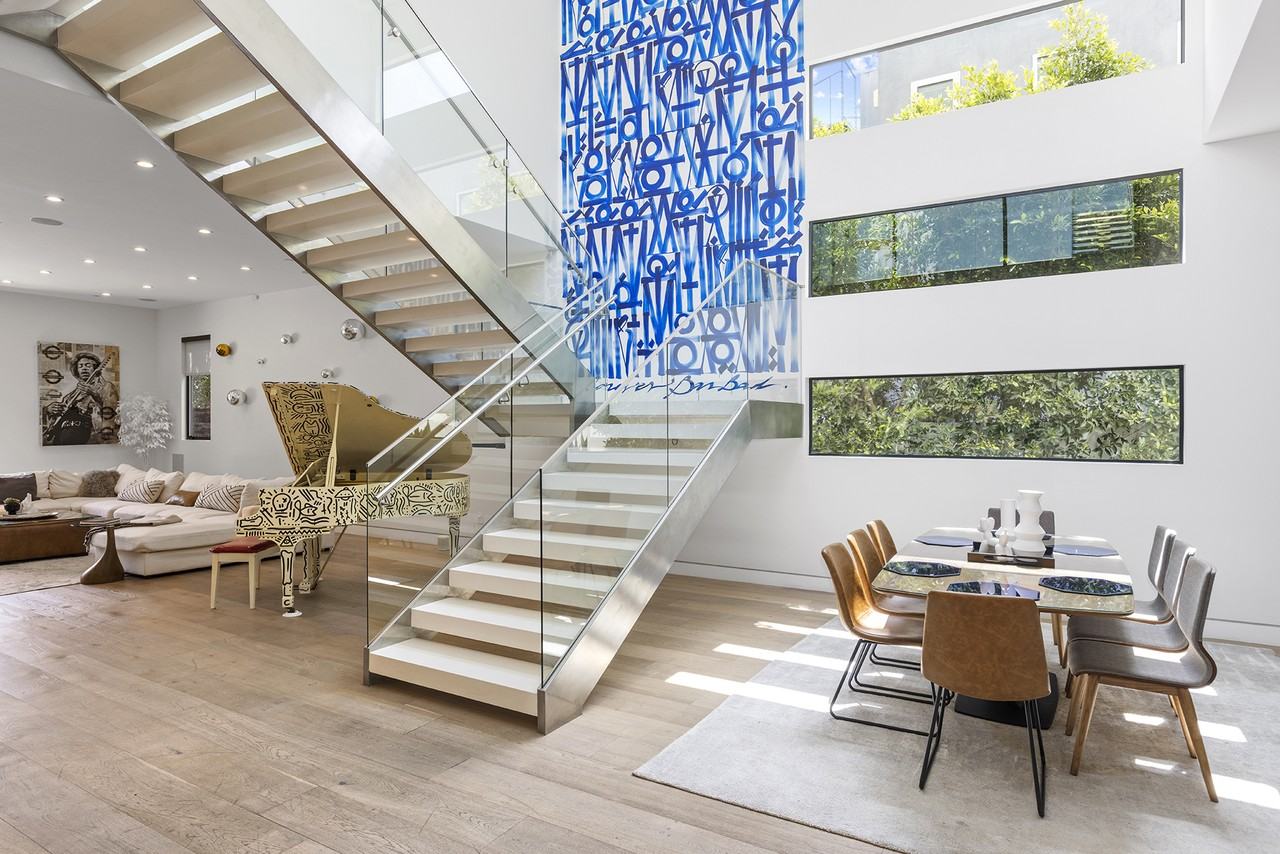 726 N Martel Ave #NA - Photo 5 of 47