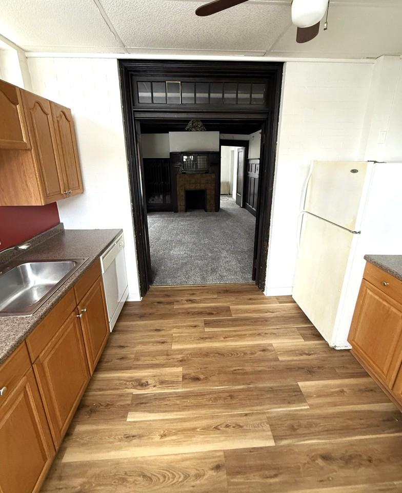 1663 Suburban Ave #1 - Photo 5 of 14