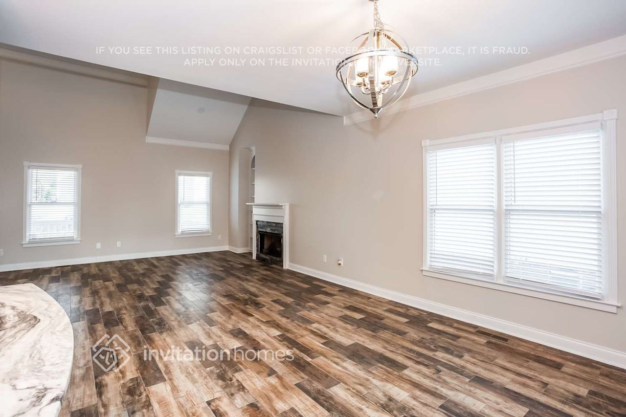 14231 Hudson Park Ln - Photo 5 of 18