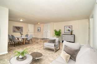 Hickory Hill Apartments - Photo 1 of 1