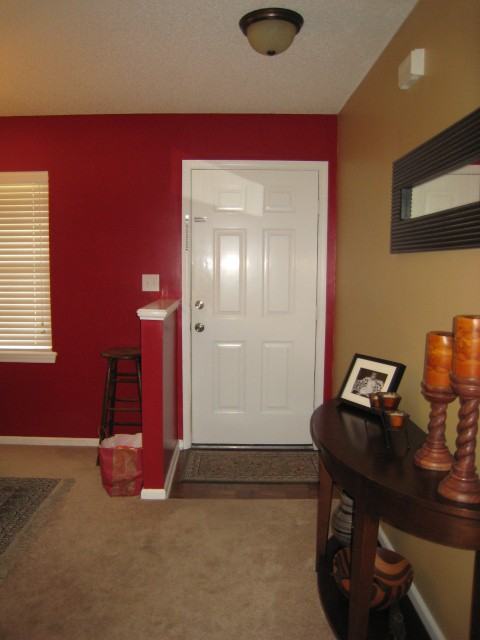 602 Tyndall Ln - Photo 3 of 16