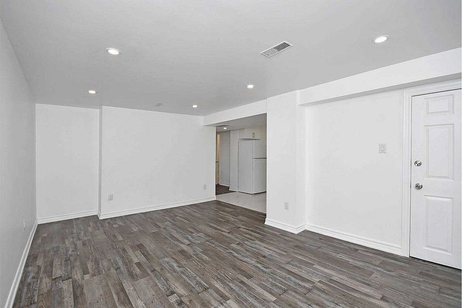 748 George Street - Photo 3 of 11