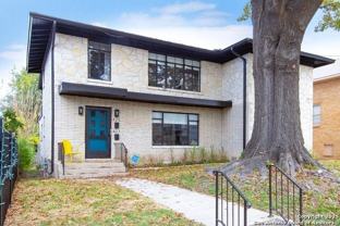 425 W Lynwood Ave - Photo 1 of 1