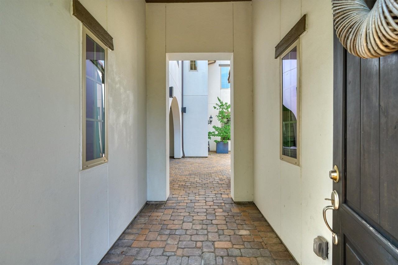 7 N Curly Willow Cir - Photo 4 of 50