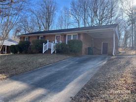 207 Pinehurst Dr - Photo 1 of 1