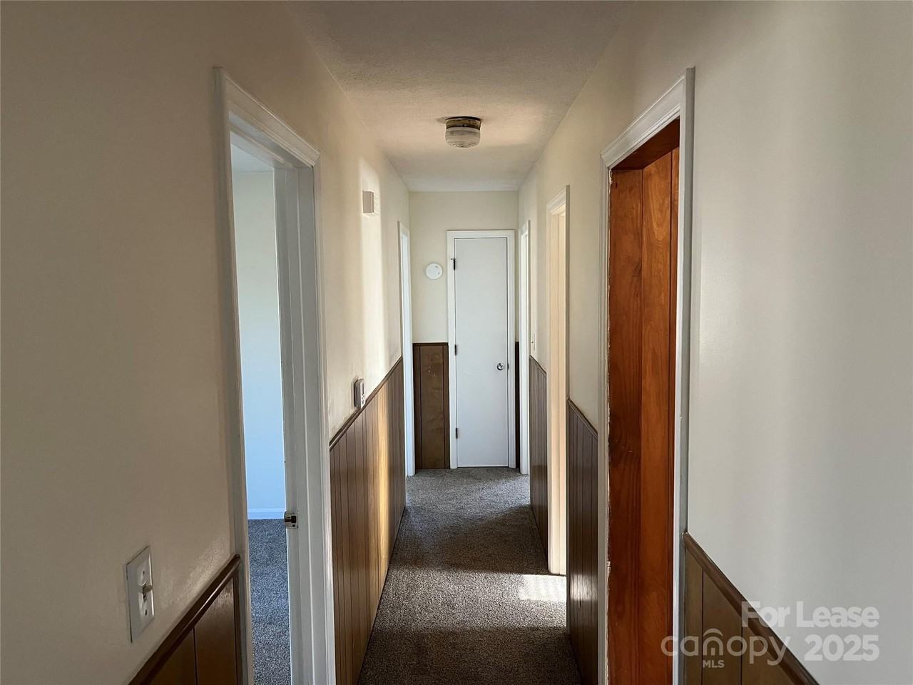 207 Pinehurst Dr - Photo 6 of 14