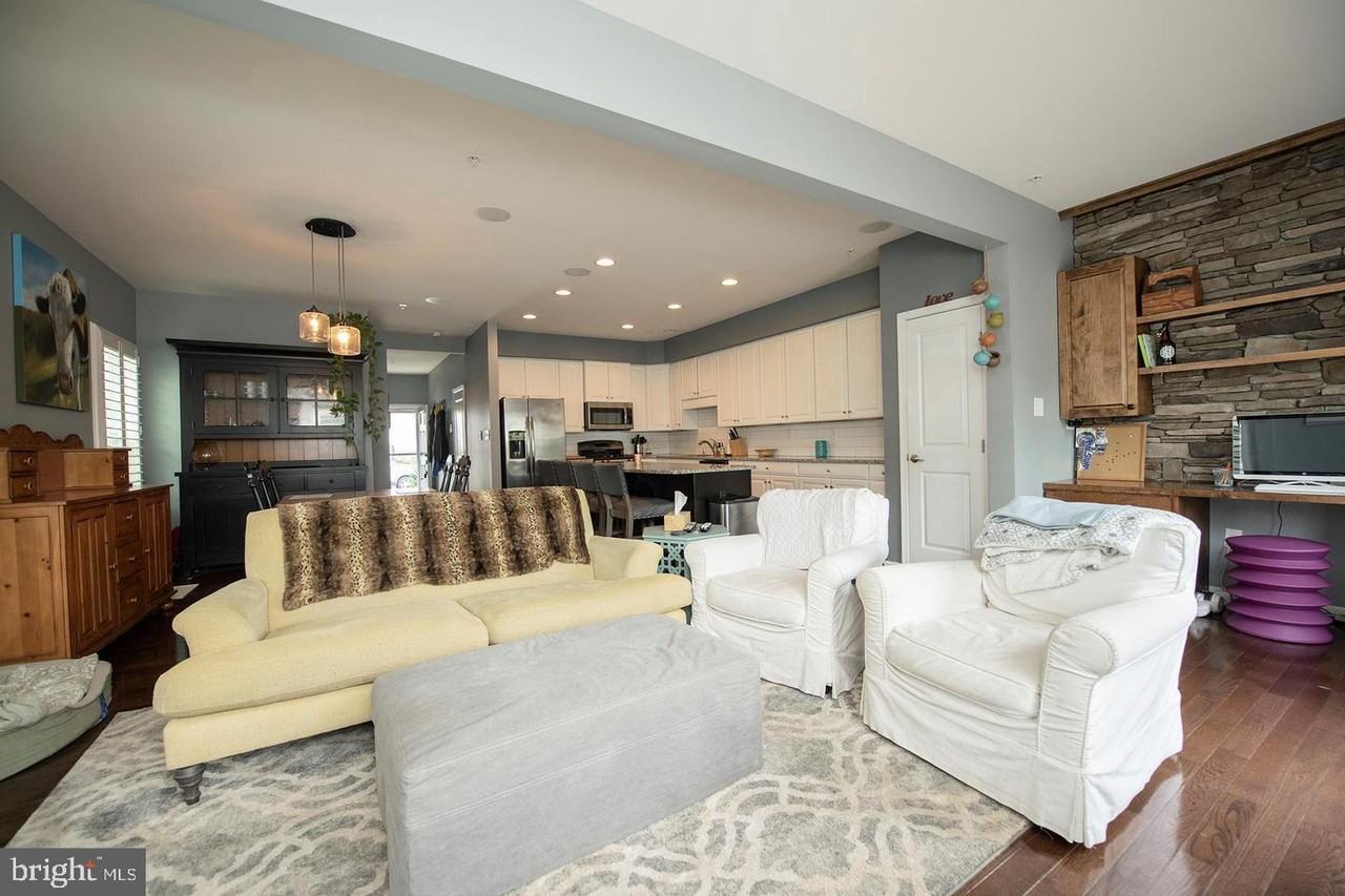 411 Lopata Rd - Photo 2 of 9