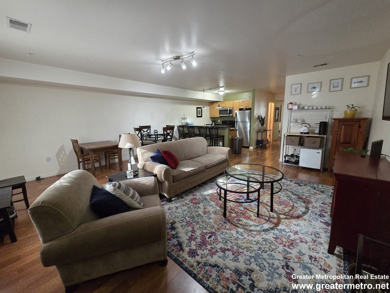 39 Chelsea St #3 - Photo 3 of 17