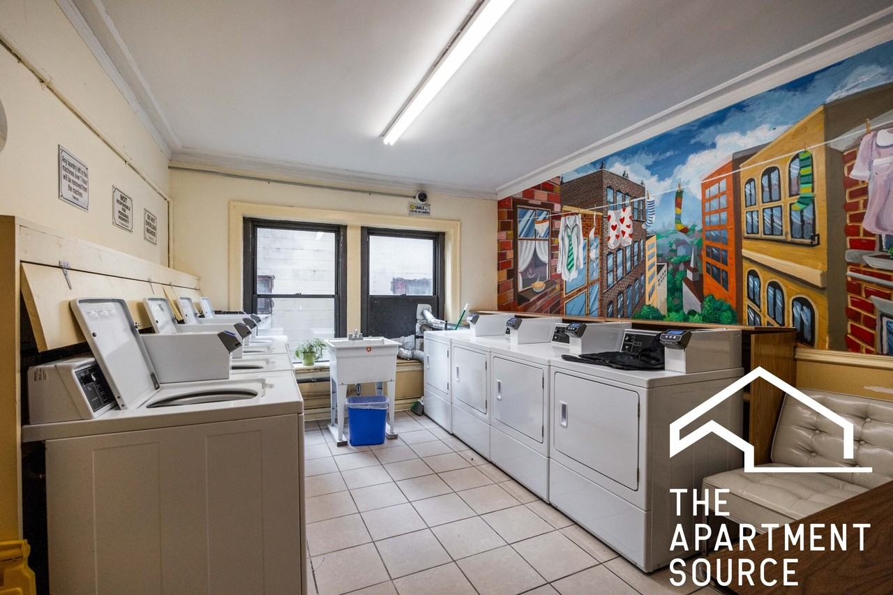 1164 N Dearborn St #213 - Photo 6 of 6