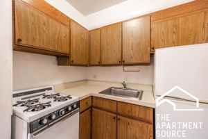 featured image of 1164 N Dearborn St #216
