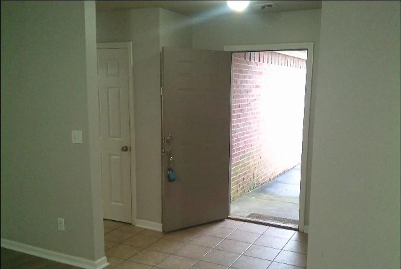 502 Wisteria Dr - Photo 3 of 10