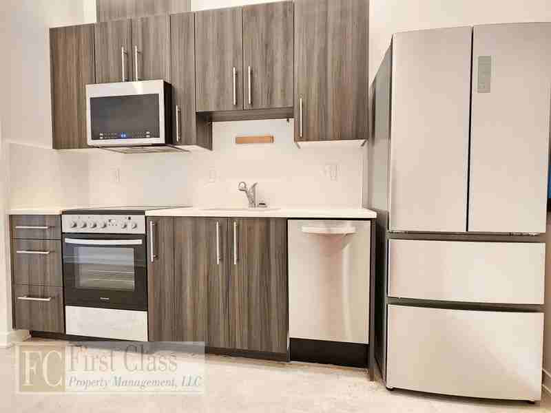 3334 Se Belmont St #104 - Photo 2 of 16
