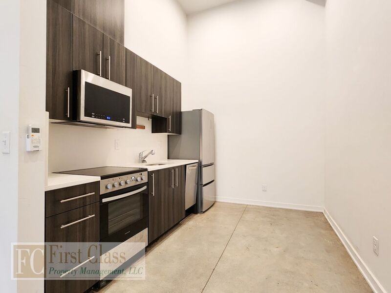 3334 Se Belmont St #104 - Photo 3 of 16