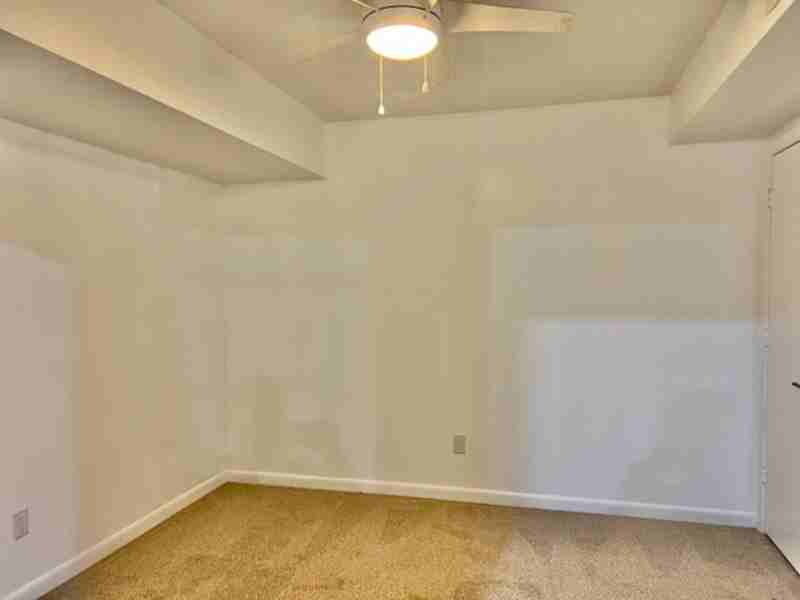 118 Beverly Dr - Photo 7 of 11