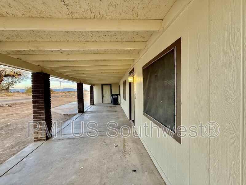 7458 S Mountain View Rd - Photo 6 of 23