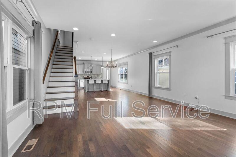 2615A Pennington Ave - Photo 2 of 43