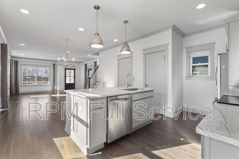 2615A Pennington Ave - Photo 3 of 43