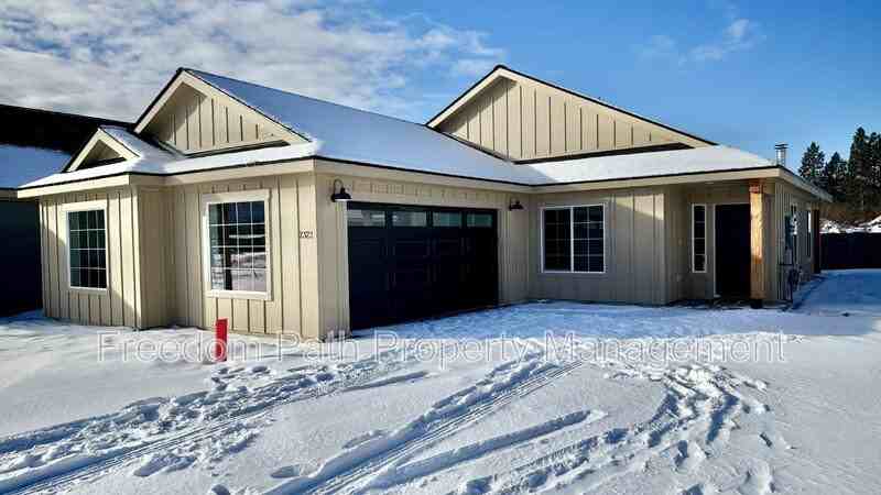 2323 Maverick Ct - Photo 2 of 28