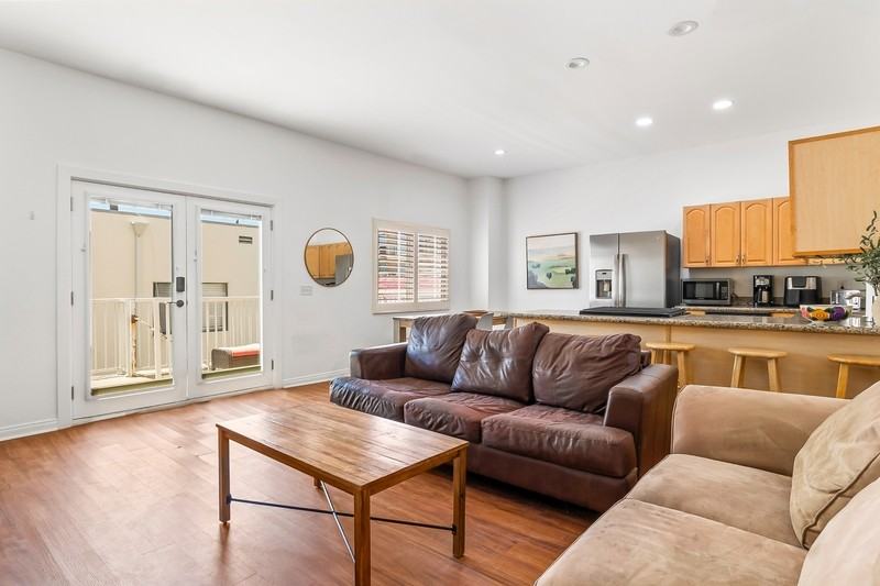 739 Queenstown Ct - Photo 4 of 22