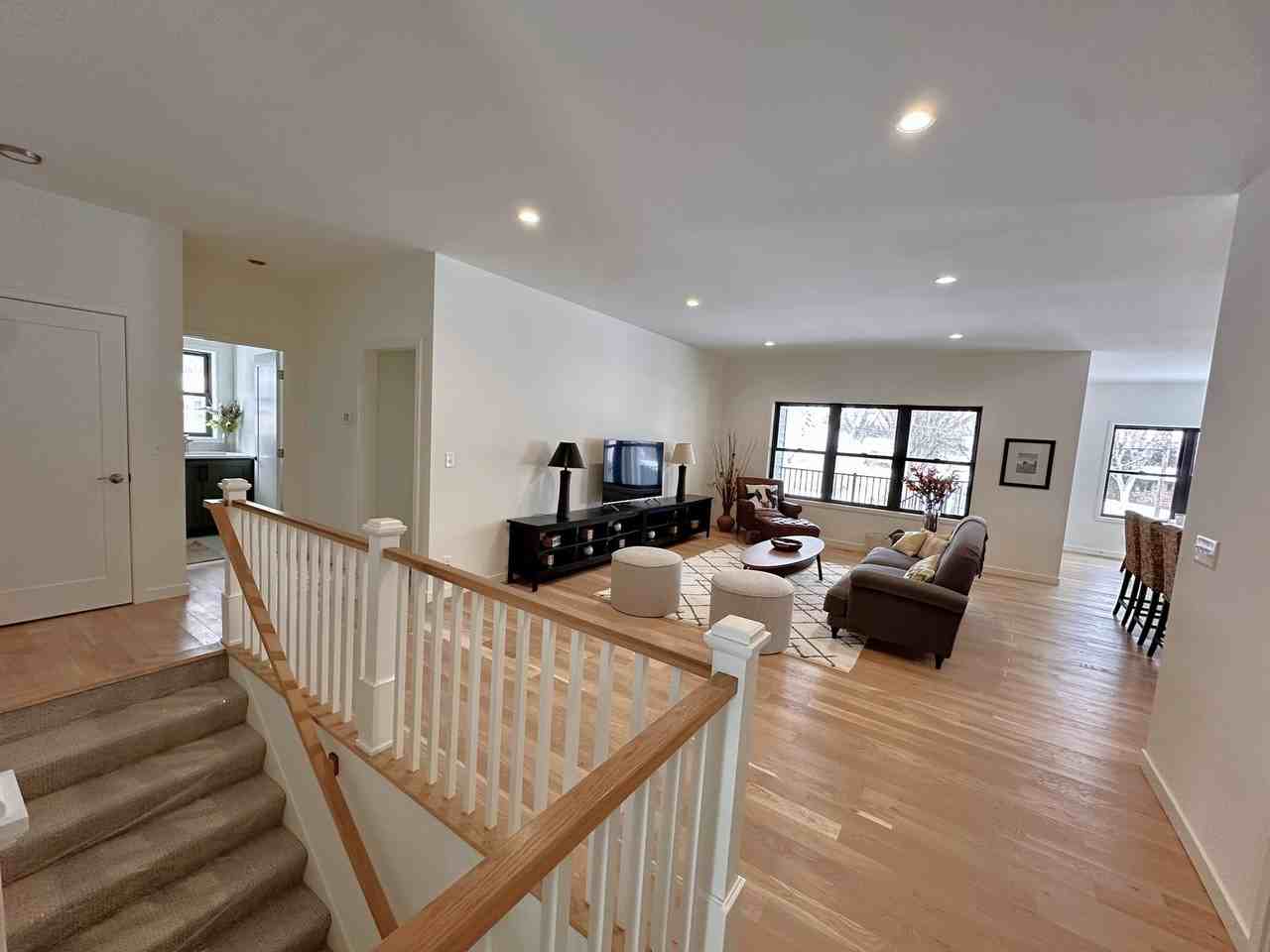 15224 62nd St N - Photo 3 of 24