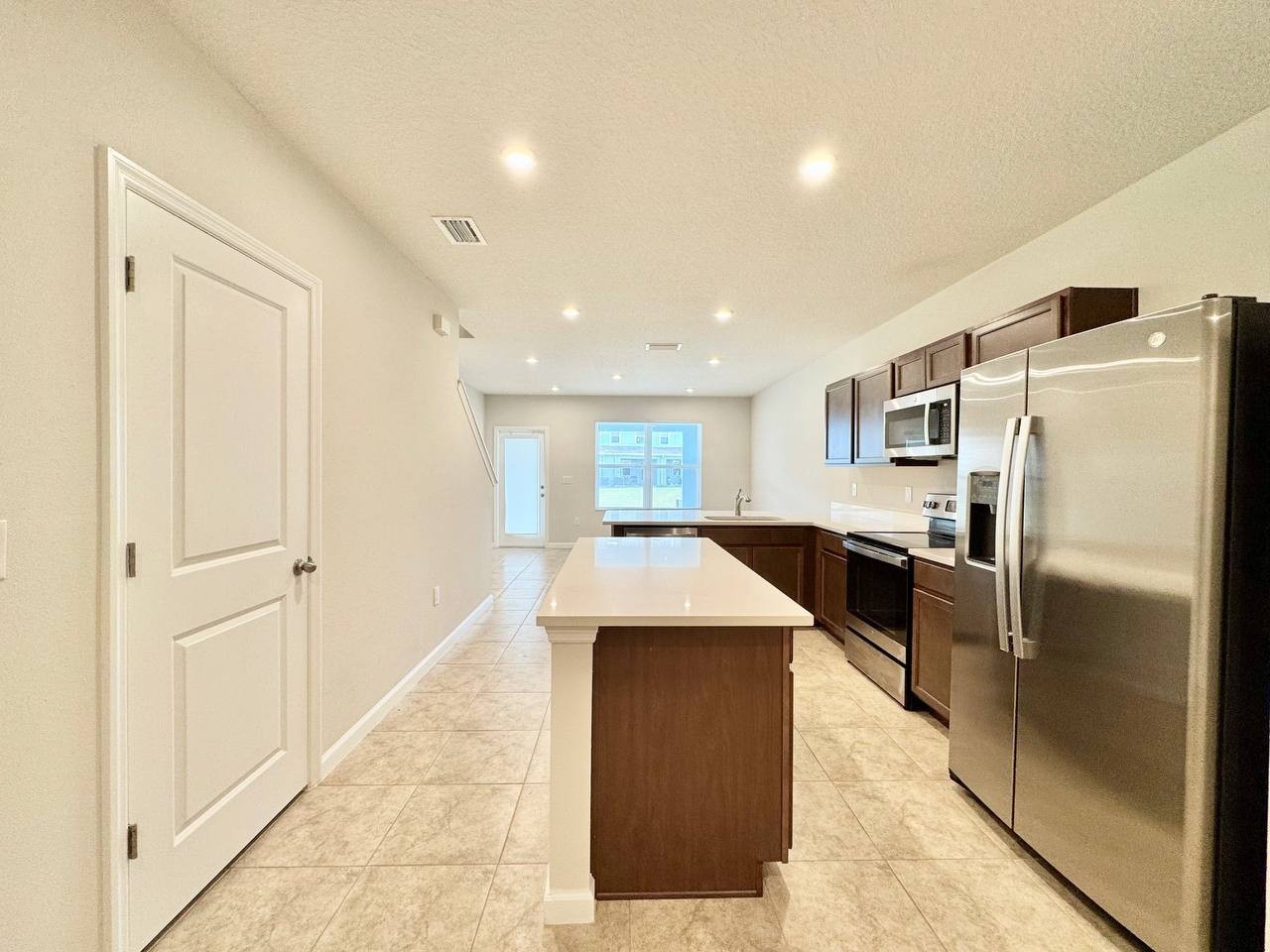 12077 Grizzly Ln - Photo 5 of 31