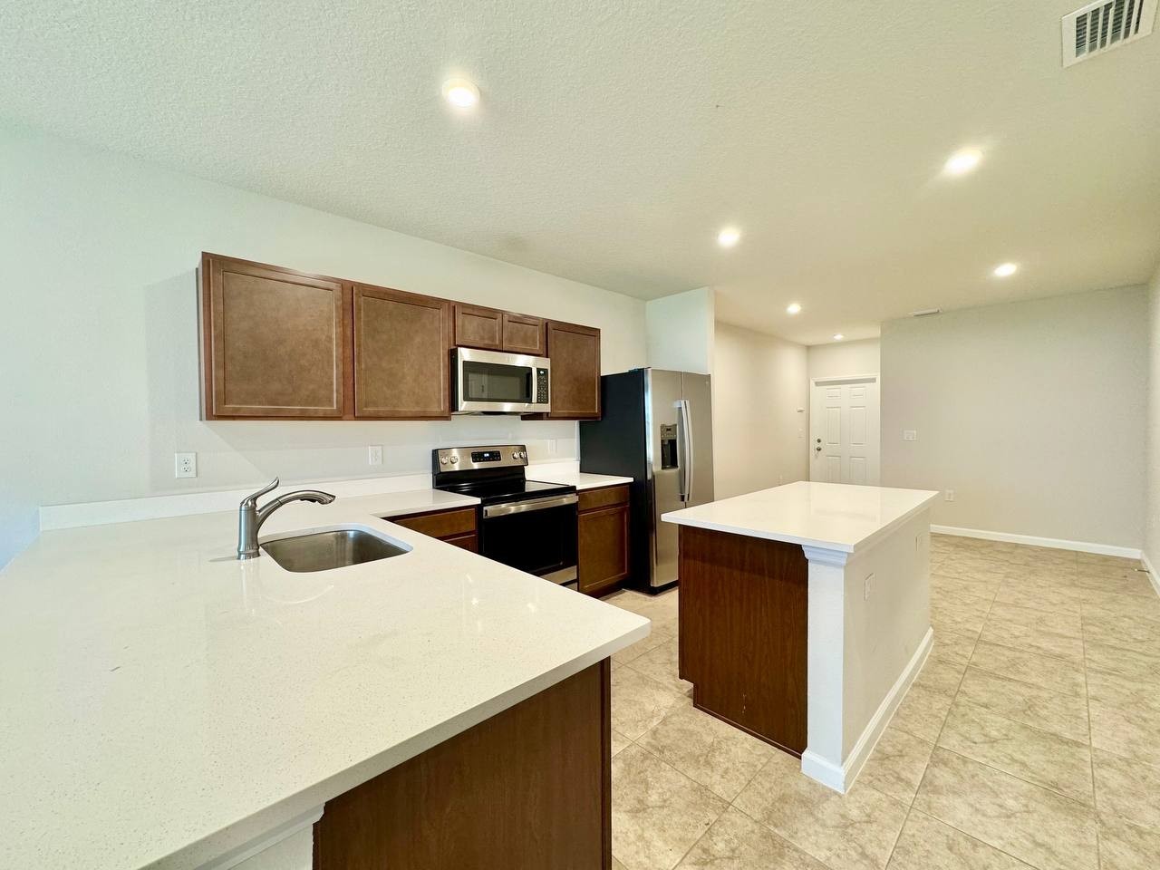 12077 Grizzly Ln - Photo 7 of 31